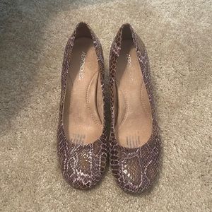 Purple Snake-print Wedges